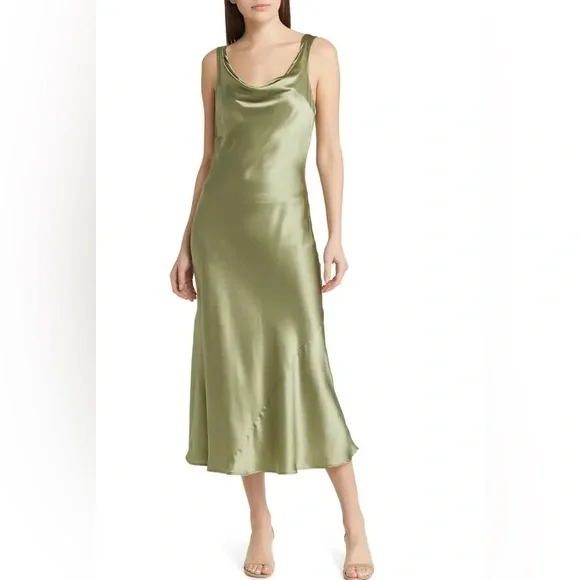 NWT Reformation Bryn Silk Dress - Picture 3 of 9